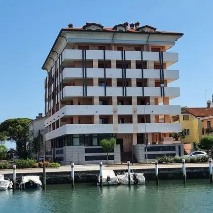 ApartHotel Capitol - Dış Mekan