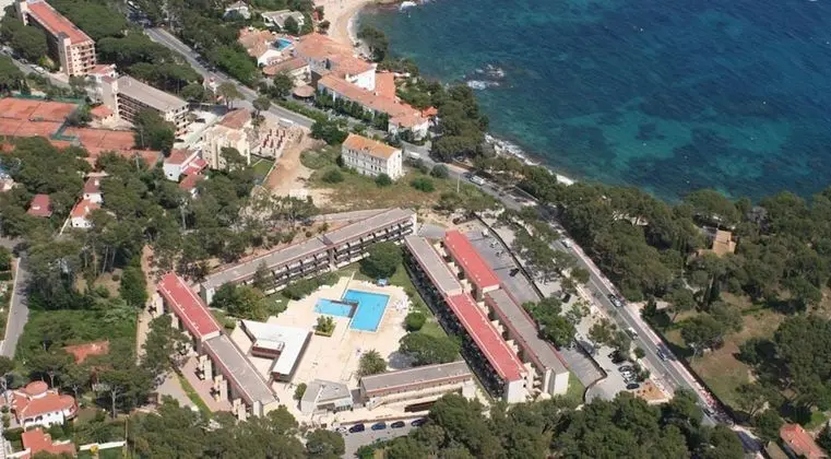 Aparthotel Comtat Sant Jordi - Dış Mekan