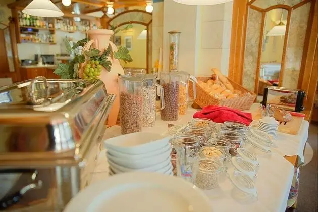 Aparthotel Dorfplatzl Aparthotel Garni