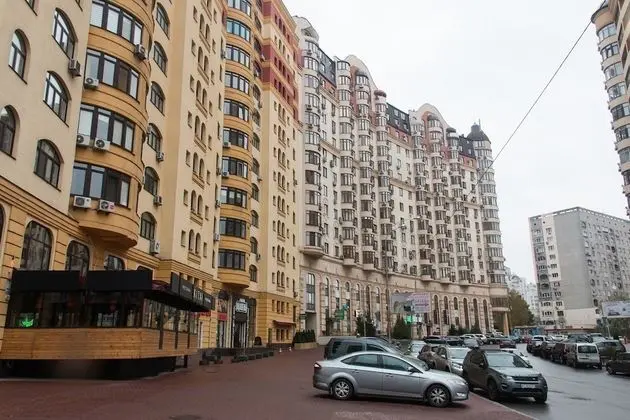 Apart Kiev Zlatoustovskaya 50-1