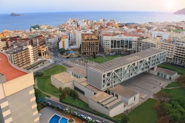 Aparthotel La Era Park