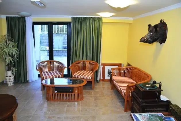 Aparthotel Villa Lav - Lobi