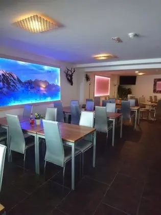 Aparthotel Les Olimpiades - Yerinde Yemek