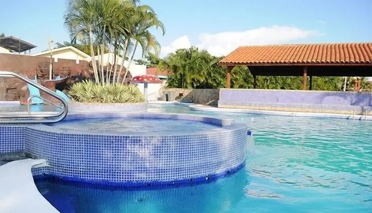 Aparthotel Villa Nuria - Havuz
