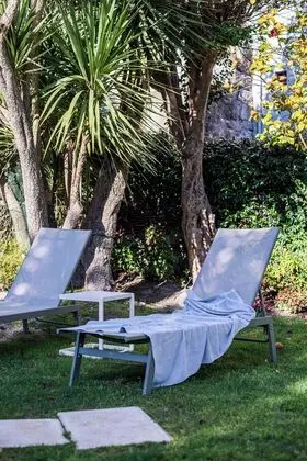 Aparthotel Oporto Alves da Veiga - Havuz