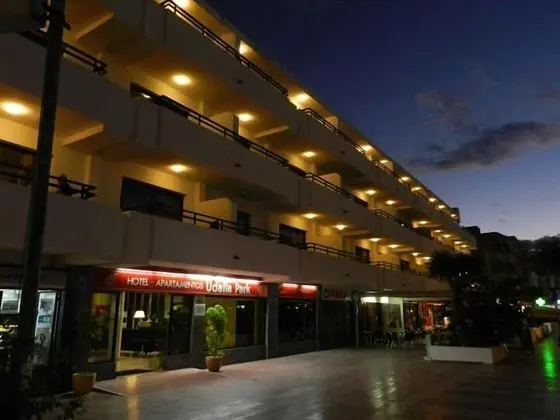 ApartHotel Udalla Park - Dış Mekan