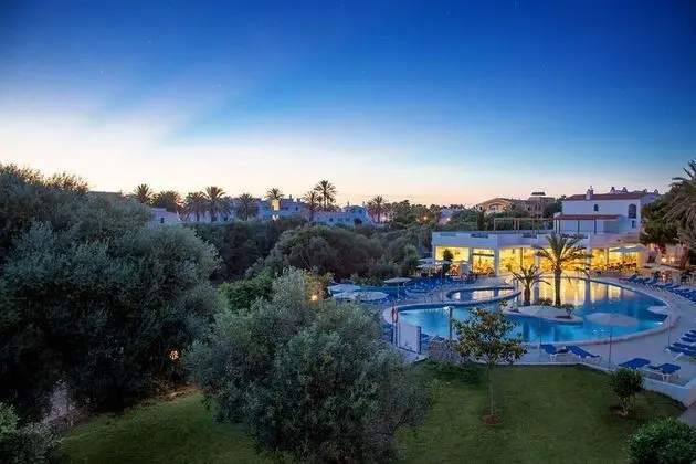 Aparthotel Vacances Menorca Caleta Playa - Havuz