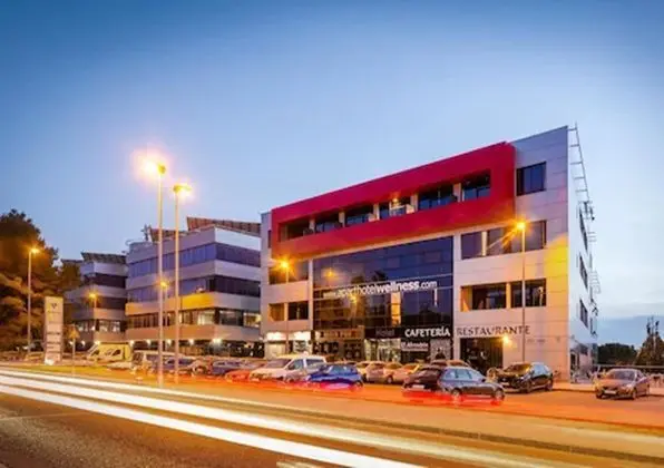 Aparthotel Wellness - Dış Mekan