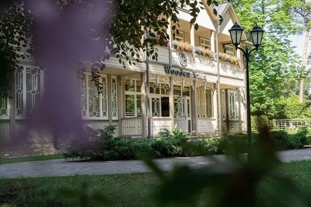 Aparthotel Wooden Villa - Dış Mekan