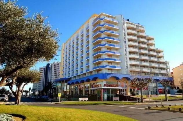 APARTHOTEL XONS PLATJA