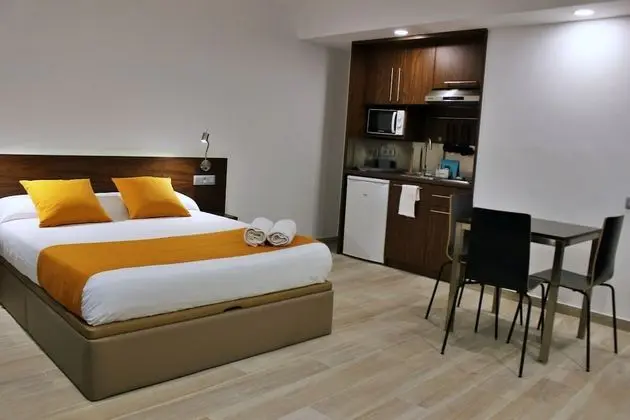 Apartahotel Centric - Öne Çıkan Resim
