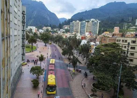 Aparta Suite Edificio Continental Bogotá