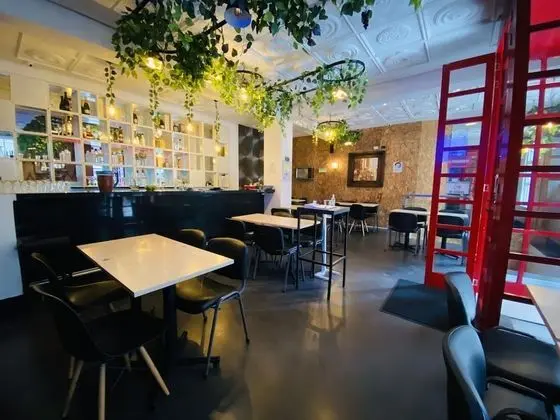 Aparta Suite Edificio Continental Bogotá - Yerinde Yemek
