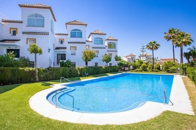Apartaluz Marbella Costabella