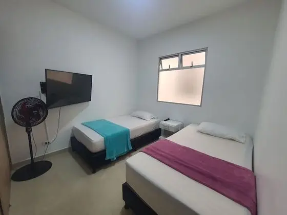 Apartamento 2 Alcobas Estadio Piso 2 Con Patio - Oda