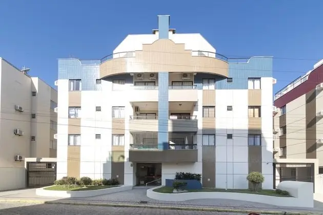Apartamento 2 quartos 1 suíte - 081