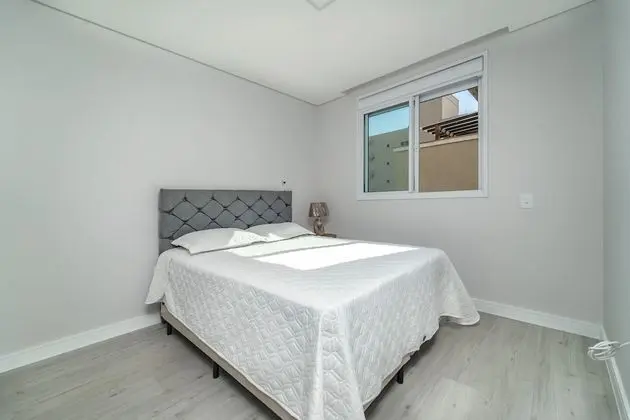 Apartamento com piscina 4 quartos - 705 - Oda