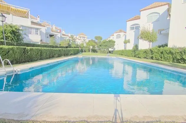 Apartamento Costabella - Havuz