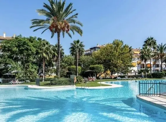 Apartamento Dama de Noche Marbella - Havuz