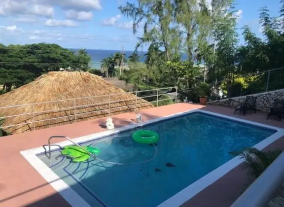 Apartamento en Bahía de Montego Jamaica - Havuz