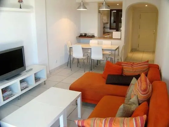 Apartamento Jardines J6-0A