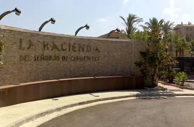 Apartamento La Hacienda de Cifuentes - Dış Mekan