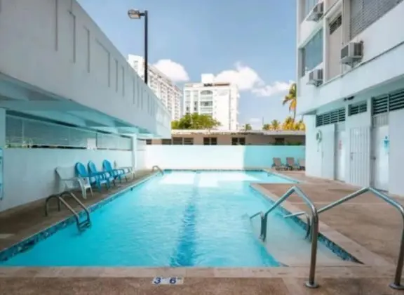 Apartamento Vista al Mar en Isla Verde - Havuz