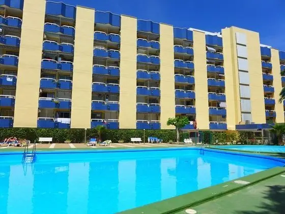 Apartamentos Alboran 24 - Dış Mekan
