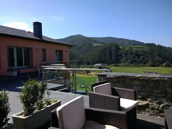 Apartamentos Arcos del Esva