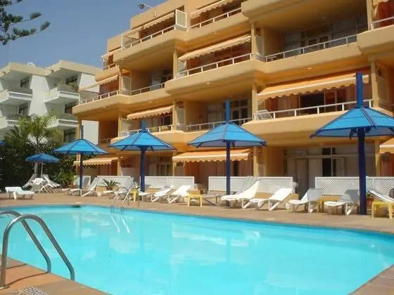 APARTAMENTOS BELMONTE