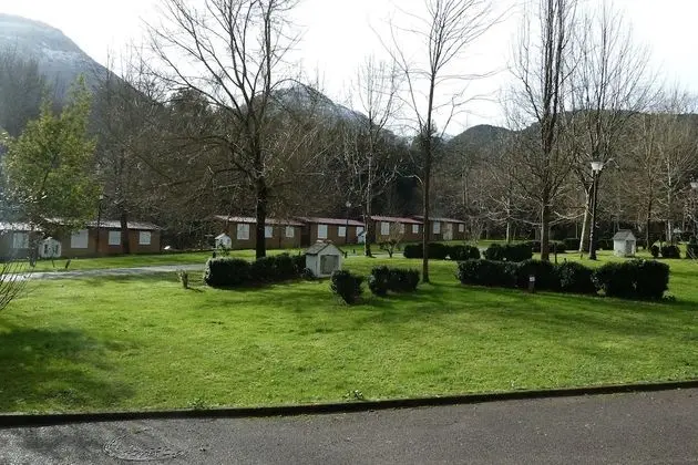 Apartamentos Camping La Barguilla - Dış Mekan