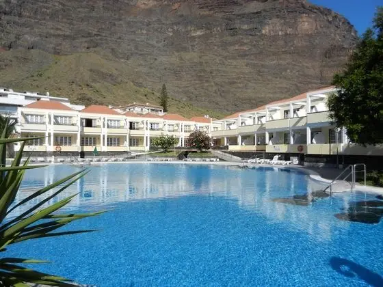 Apartamentos Checkin Laurisilva - Havuz