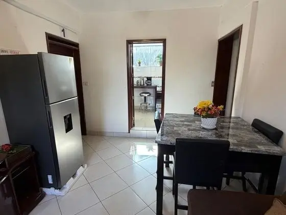 Apartamentos Confortables Aeropuerto - Mutfak