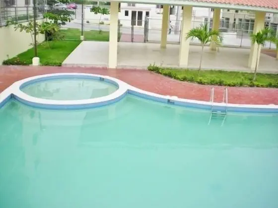 Apartamentos Economicos - Havuz
