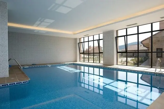 Apartamentos El Portón de la Sierra - Öne Çıkan Resim