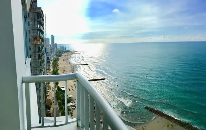 Apartamentos Frente al Mar-Pallmetto - Plaj