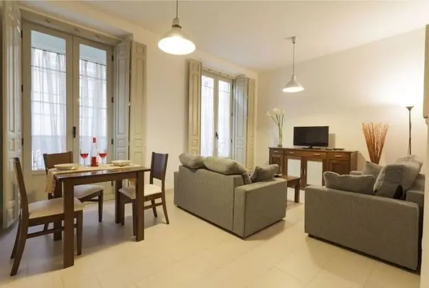 Apartamentos Gibralfaro - Bar