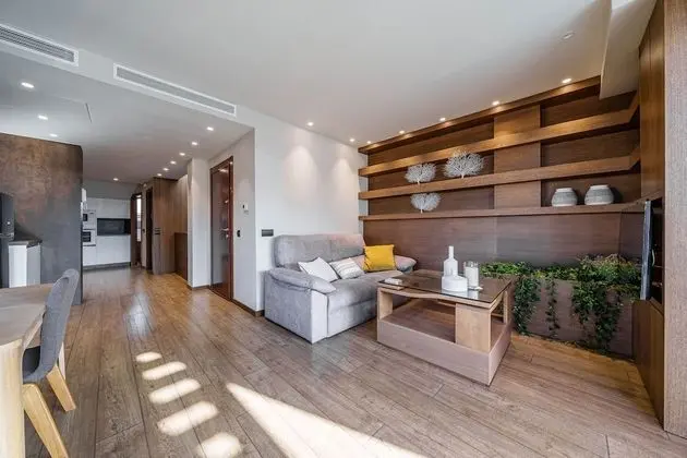 Apartamentos Gibralfaro - İç Mekan