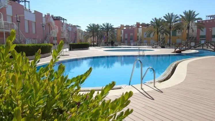 Apartamentos Laguna Playa - Havuz