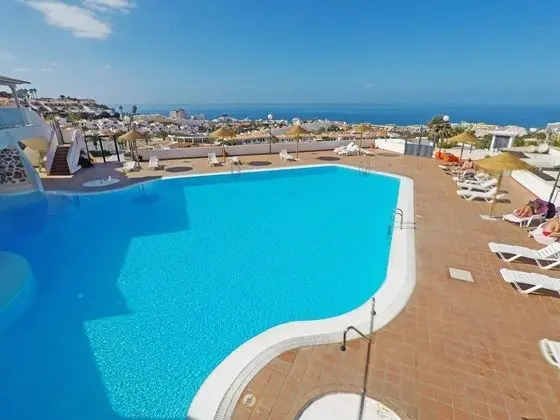 Apartamentos Malibú - Havuz