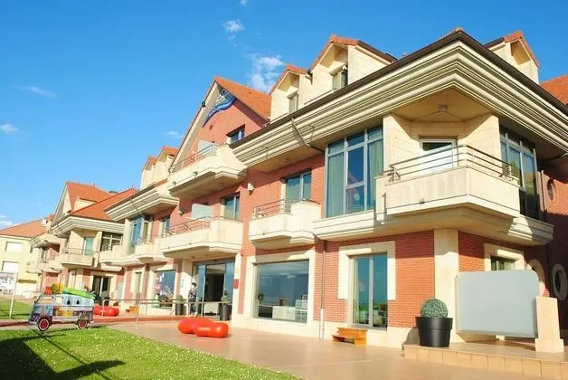 Apartamentos Marítimo Ris - Dış Mekan