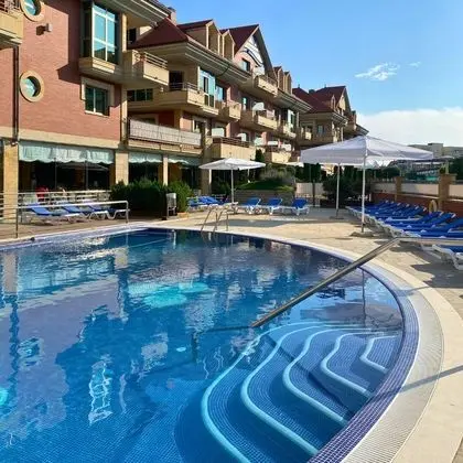 Apartamentos Marítimo Ris - Havuz