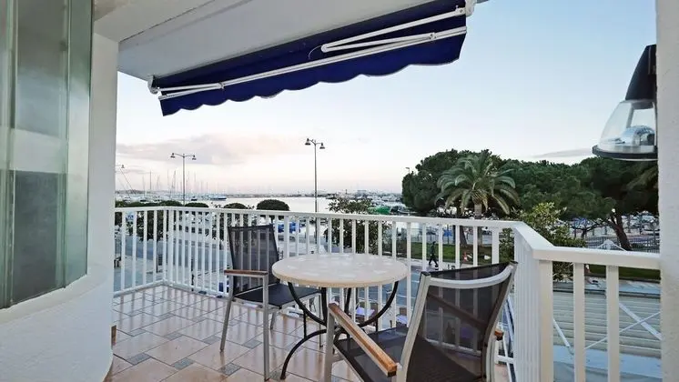 Apartamentos Miramar