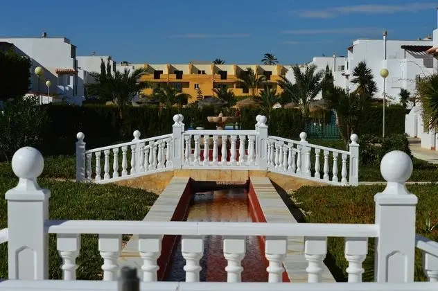 Apartamentos Natura World - Dış Mekan