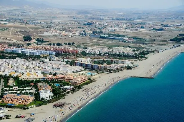 Apartamentos Natura World - Plaj