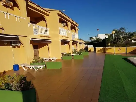 Apartamentos Olympia Center - Dış Mekan