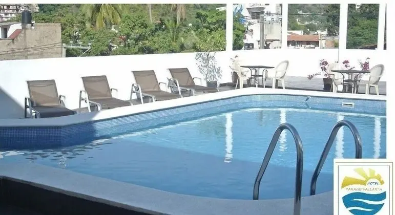 Apartamentos Paraiso Vallarta Hotel - Havuz