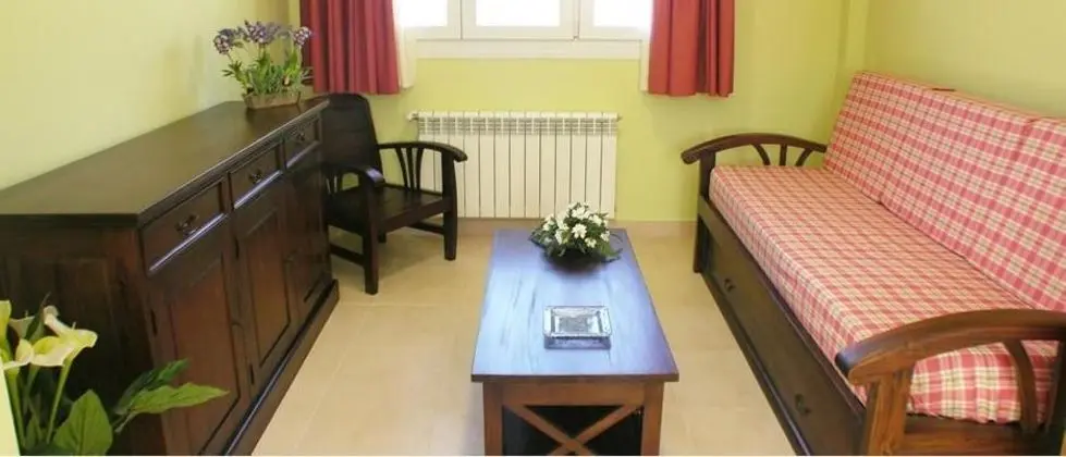 Apartamentos Playa De Toro