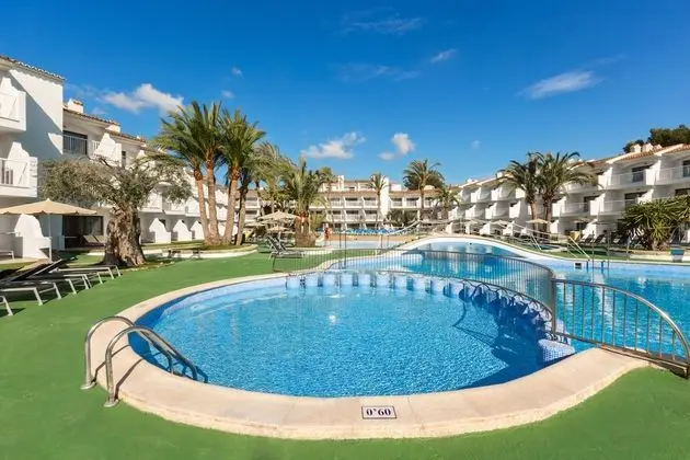 Apartamentos Playas Cas Saboners - Havuz