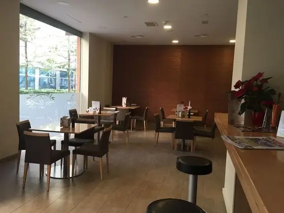 Apartamentos Plaza Picasso - Yerinde Yemek